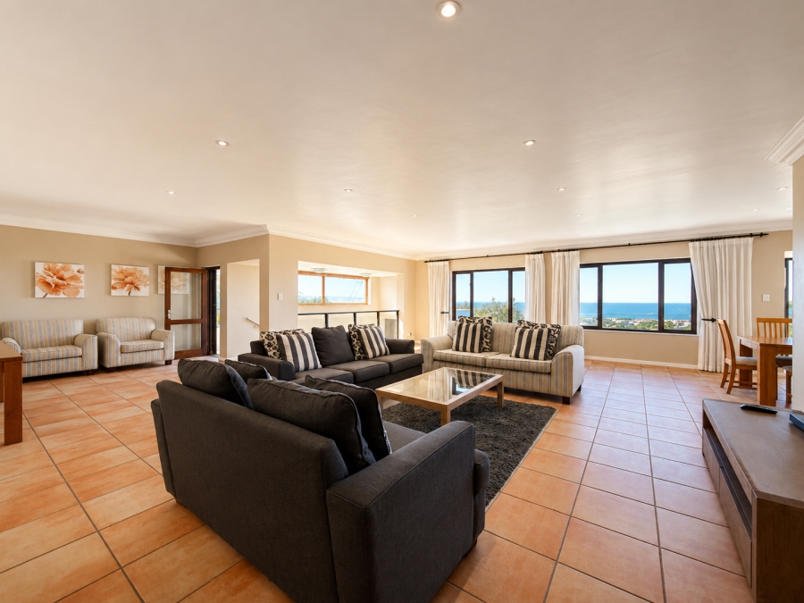 4 Bedroom Property for Sale in Lower Robberg Western Cape